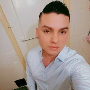 Meet your Posher, Camilo